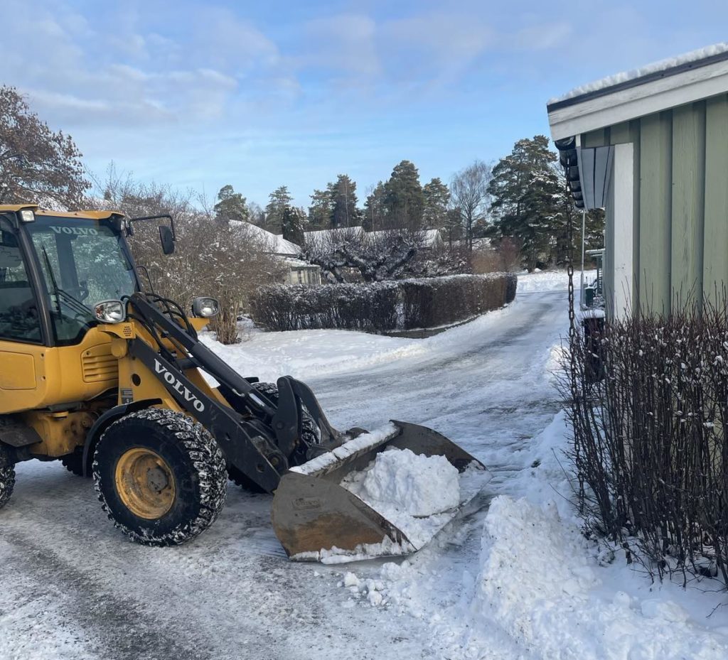 Garol snöskottning stockholm
